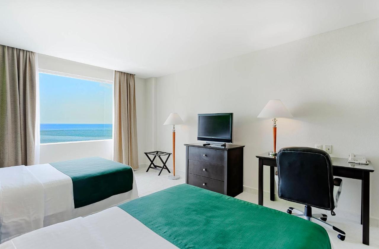 Holiday Inn Campeche By Ihg Екстер'єр фото