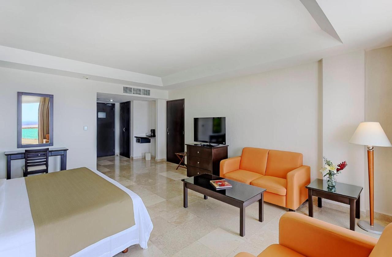 Holiday Inn Campeche By Ihg Екстер'єр фото